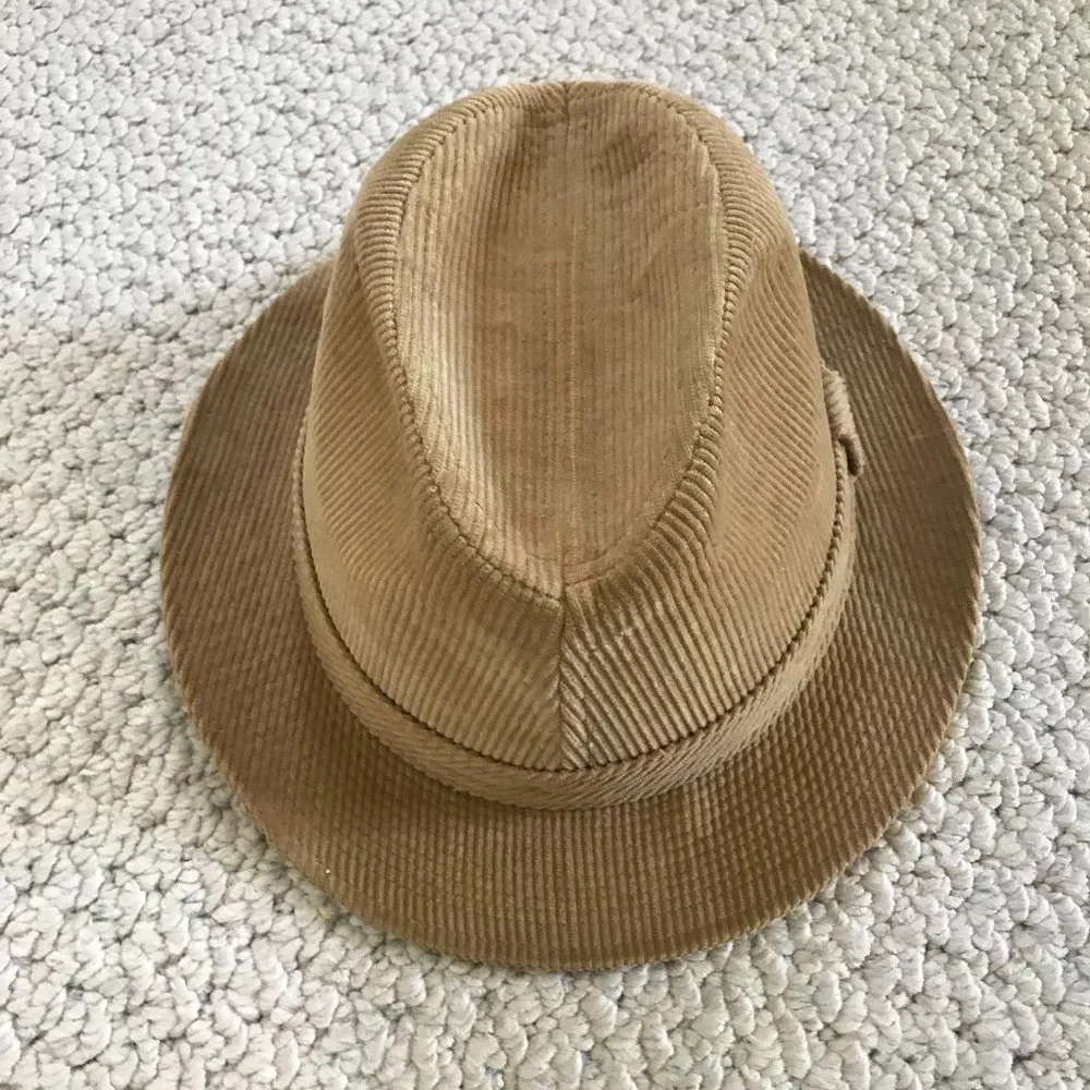 DOBBS.Pace Setter Collection Corduroy Fedora 7 1/4